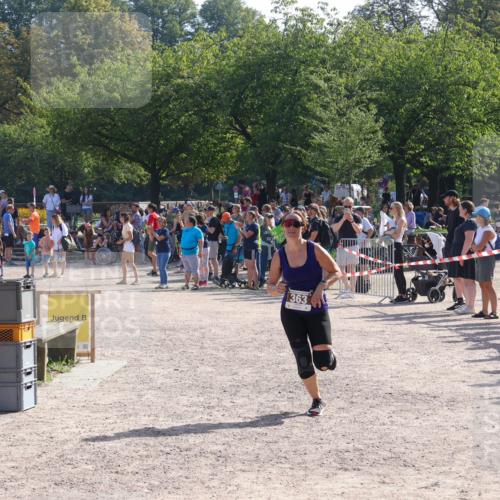 08.09.2024 - Stadtparktriathlon Luisa Fischer http://msf.ph/oto/7036283 08.09.2024 11:27:34 Ziel 363 meine-sportfotos.de