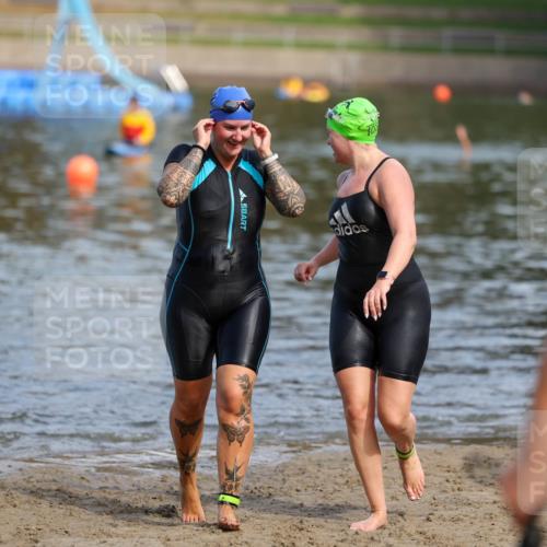 08.09.2024 - Stadtparktriathlon Michael Strokosch http://msf.ph/oto/7036290 08.09.2024 12:18:22 Schwimmen 882, 896, 898 meine-sportfotos.de