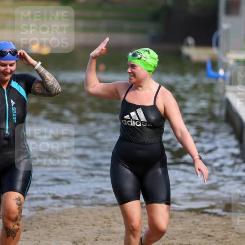08.09.2024 - Stadtparktriathlon Michael Strokosch http://msf.ph/oto/7036300 08.09.2024 12:18:23 Schwimmen 882, 896, 898 meine-sportfotos.de