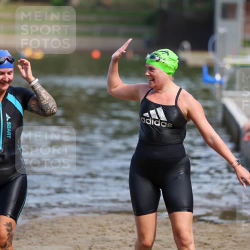 08.09.2024 - Stadtparktriathlon Michael Strokosch http://msf.ph/oto/7036302 08.09.2024 12:18:24 Schwimmen 882, 898 meine-sportfotos.de