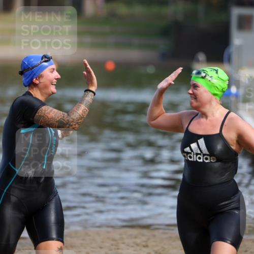 08.09.2024 - Stadtparktriathlon Michael Strokosch http://msf.ph/oto/7036308 08.09.2024 12:18:24 Schwimmen 882, 898 meine-sportfotos.de