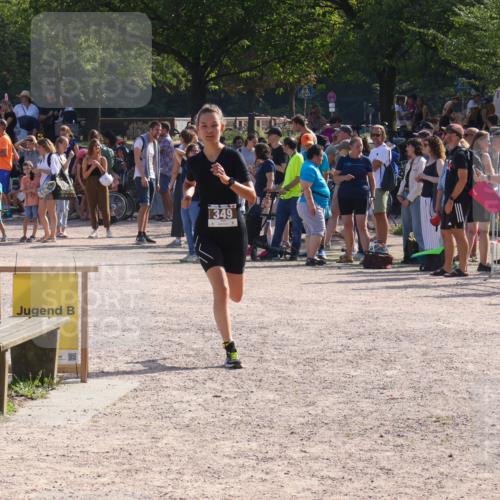08.09.2024 - Stadtparktriathlon Luisa Fischer http://msf.ph/oto/7036332 08.09.2024 11:28:24 Ziel 349 meine-sportfotos.de