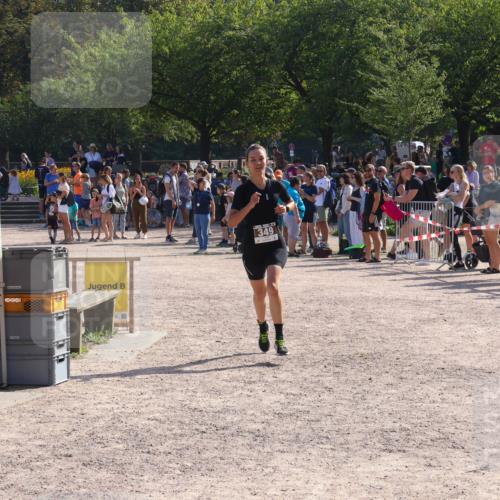 08.09.2024 - Stadtparktriathlon Luisa Fischer http://msf.ph/oto/7036335 08.09.2024 11:28:25 Ziel 349 meine-sportfotos.de