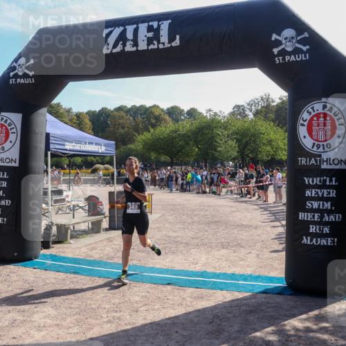 08.09.2024 - Stadtparktriathlon Luisa Fischer http://msf.ph/oto/7036341 08.09.2024 11:28:27 Ziel 349 meine-sportfotos.de