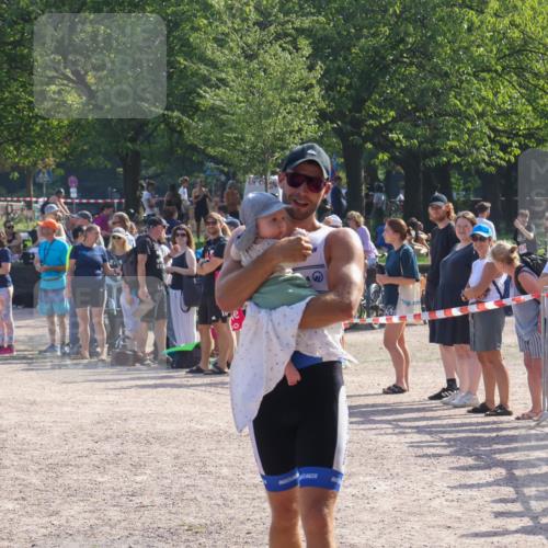 08.09.2024 - Stadtparktriathlon Luisa Fischer http://msf.ph/oto/7036370 08.09.2024 11:28:59 Ziel 435, 1937 meine-sportfotos.de