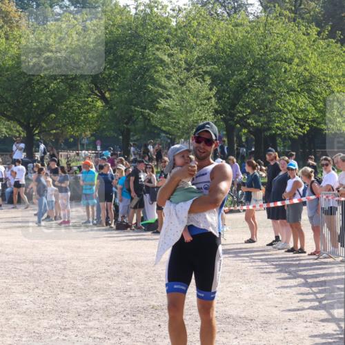 08.09.2024 - Stadtparktriathlon Luisa Fischer http://msf.ph/oto/7036372 08.09.2024 11:28:59 Ziel 435, 1937 meine-sportfotos.de