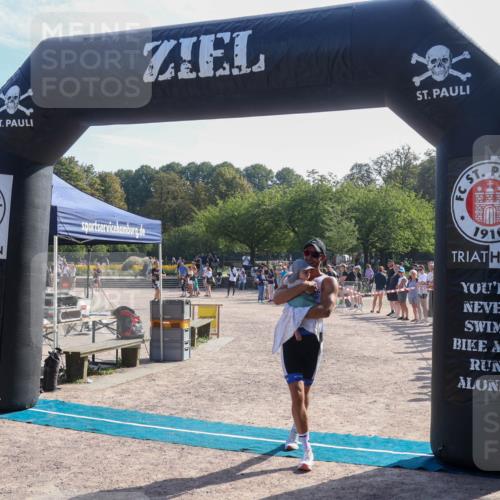 08.09.2024 - Stadtparktriathlon Luisa Fischer http://msf.ph/oto/7036383 08.09.2024 11:29:02 Ziel 386, 435 meine-sportfotos.de