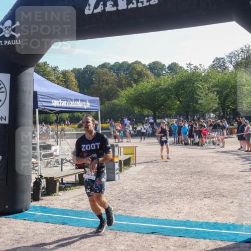 08.09.2024 - Stadtparktriathlon Luisa Fischer http://msf.ph/oto/7036396 08.09.2024 11:29:07 Ziel 298, 386, 398, 435 meine-sportfotos.de