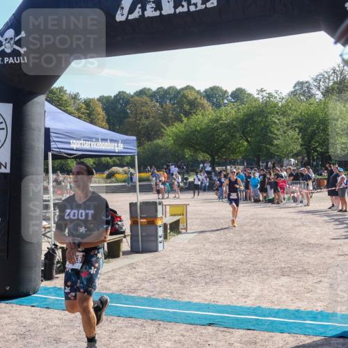 08.09.2024 - Stadtparktriathlon Luisa Fischer http://msf.ph/oto/7036397 08.09.2024 11:29:07 Ziel 298, 386, 398, 435 meine-sportfotos.de