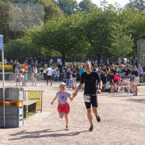 08.09.2024 - Stadtparktriathlon Luisa Fischer http://msf.ph/oto/7036415 08.09.2024 11:29:28 Ziel 407 meine-sportfotos.de