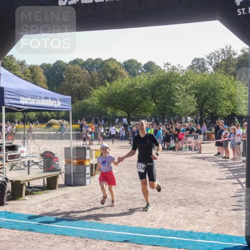 08.09.2024 - Stadtparktriathlon Luisa Fischer http://msf.ph/oto/7036417 08.09.2024 11:29:28 Ziel 407 meine-sportfotos.de