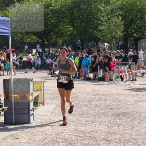 08.09.2024 - Stadtparktriathlon Luisa Fischer http://msf.ph/oto/7036424 08.09.2024 11:29:55 Ziel 332 meine-sportfotos.de