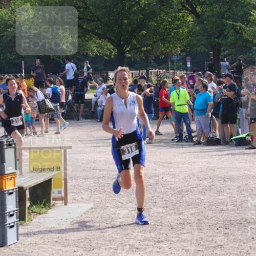 08.09.2024 - Stadtparktriathlon Luisa Fischer http://msf.ph/oto/7036466 08.09.2024 11:30:43 Ziel 316, 318, 426 meine-sportfotos.de