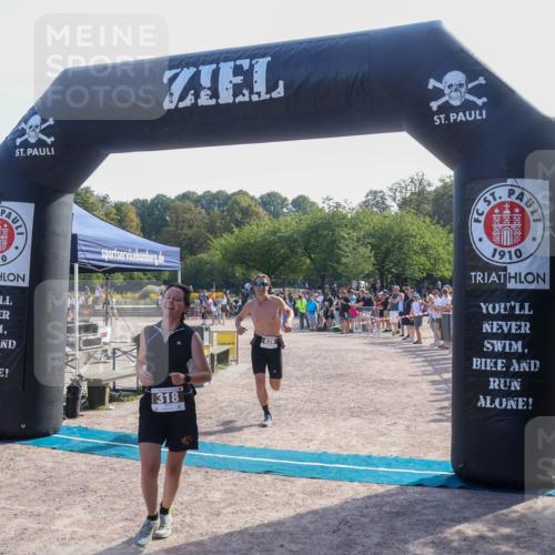 08.09.2024 - Stadtparktriathlon Luisa Fischer http://msf.ph/oto/7036482 08.09.2024 11:30:47 Ziel 316, 318, 426 meine-sportfotos.de