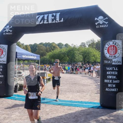 08.09.2024 - Stadtparktriathlon Luisa Fischer http://msf.ph/oto/7036483 08.09.2024 11:30:47 Ziel 316, 318, 426 meine-sportfotos.de