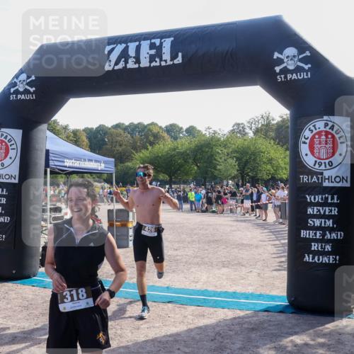 08.09.2024 - Stadtparktriathlon Luisa Fischer http://msf.ph/oto/7036484 08.09.2024 11:30:48 Ziel 316, 318, 426 meine-sportfotos.de