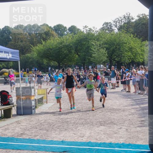 08.09.2024 - Stadtparktriathlon Luisa Fischer http://msf.ph/oto/7036496 08.09.2024 11:31:25 Ziel 251, 266 meine-sportfotos.de