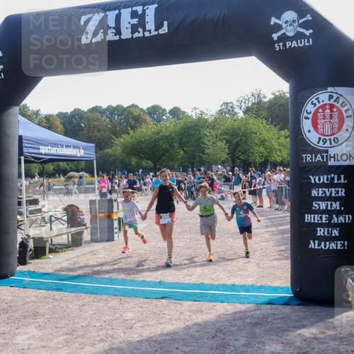 08.09.2024 - Stadtparktriathlon Luisa Fischer http://msf.ph/oto/7036500 08.09.2024 11:31:25 Ziel 251, 266 meine-sportfotos.de