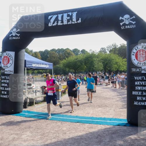 08.09.2024 - Stadtparktriathlon Luisa Fischer http://msf.ph/oto/7036509 08.09.2024 11:31:30 Ziel 251, 266, 293 meine-sportfotos.de