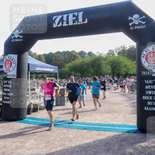 08.09.2024 - Stadtparktriathlon Luisa Fischer http://msf.ph/oto/7036511 08.09.2024 11:31:30 Ziel 251, 266, 293 meine-sportfotos.de