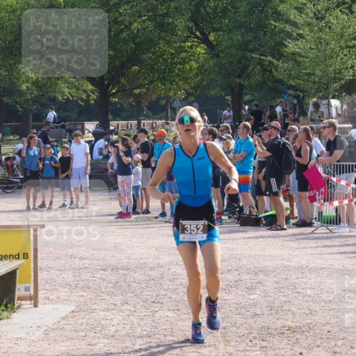 08.09.2024 - Stadtparktriathlon Luisa Fischer http://msf.ph/oto/7036539 08.09.2024 11:31:47 Ziel 352, 408 meine-sportfotos.de