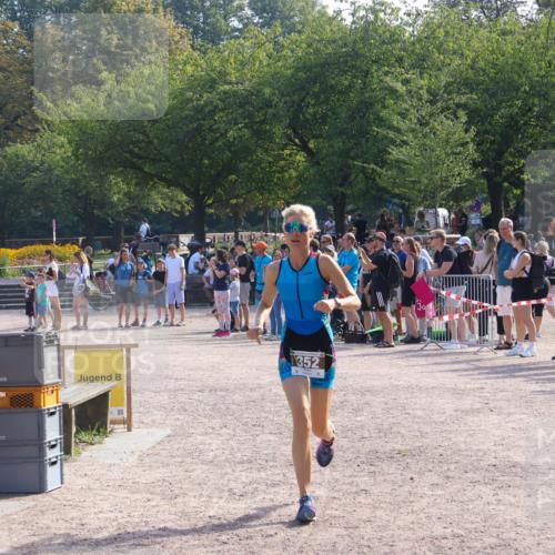 08.09.2024 - Stadtparktriathlon Luisa Fischer http://msf.ph/oto/7036542 08.09.2024 11:31:48 Ziel 352, 408 meine-sportfotos.de