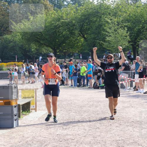 08.09.2024 - Stadtparktriathlon Luisa Fischer http://msf.ph/oto/7036560 08.09.2024 11:31:58 Ziel 286, 408 meine-sportfotos.de