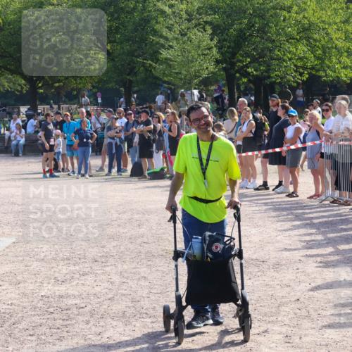 08.09.2024 - Stadtparktriathlon Luisa Fischer http://msf.ph/oto/7036590 08.09.2024 11:32:14 Ziel 252 meine-sportfotos.de