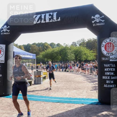 08.09.2024 - Stadtparktriathlon Luisa Fischer http://msf.ph/oto/7036625 08.09.2024 11:33:10 Ziel 263, 273, 373, 438 meine-sportfotos.de
