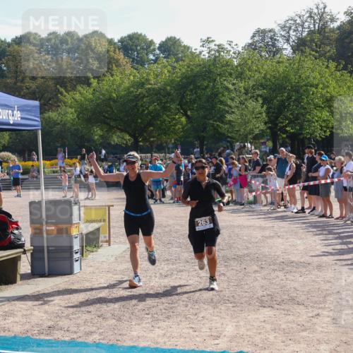 08.09.2024 - Stadtparktriathlon Luisa Fischer http://msf.ph/oto/7036635 08.09.2024 11:33:13 Ziel 263, 273, 373, 438, 459 meine-sportfotos.de
