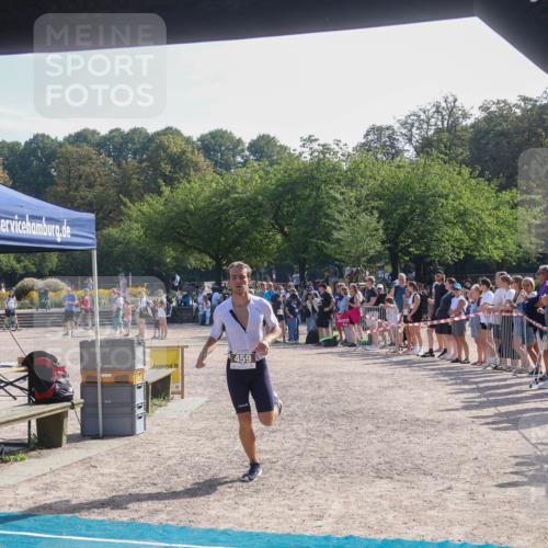 08.09.2024 - Stadtparktriathlon Luisa Fischer http://msf.ph/oto/7036646 08.09.2024 11:33:18 Ziel 263, 273, 438, 459 meine-sportfotos.de