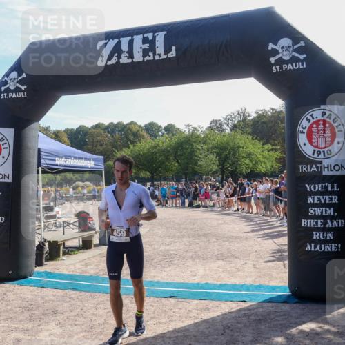 08.09.2024 - Stadtparktriathlon Luisa Fischer http://msf.ph/oto/7036649 08.09.2024 11:33:19 Ziel 263, 273, 389, 459 meine-sportfotos.de
