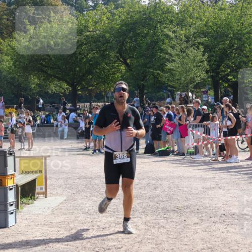 08.09.2024 - Stadtparktriathlon Luisa Fischer http://msf.ph/oto/7036663 08.09.2024 11:33:30 Ziel 368, 389 meine-sportfotos.de