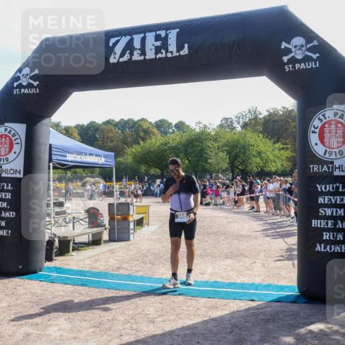 08.09.2024 - Stadtparktriathlon Luisa Fischer http://msf.ph/oto/7036670 08.09.2024 11:33:32 Ziel 368, 389 meine-sportfotos.de