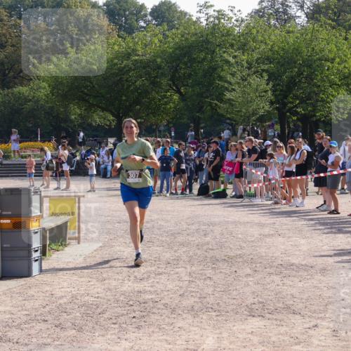 08.09.2024 - Stadtparktriathlon Luisa Fischer http://msf.ph/oto/7036696 08.09.2024 11:34:08 Ziel 307 meine-sportfotos.de
