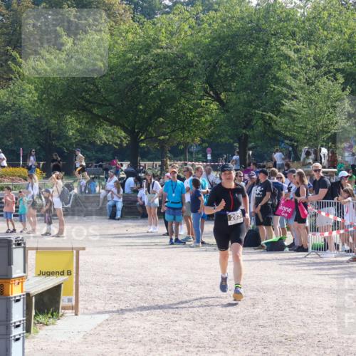 08.09.2024 - Stadtparktriathlon Luisa Fischer http://msf.ph/oto/7036732 08.09.2024 11:34:33 Ziel 282, 433 meine-sportfotos.de