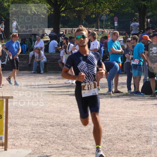 08.09.2024 - Stadtparktriathlon Luisa Fischer http://msf.ph/oto/7036749 08.09.2024 11:35:24 Ziel 418 meine-sportfotos.de