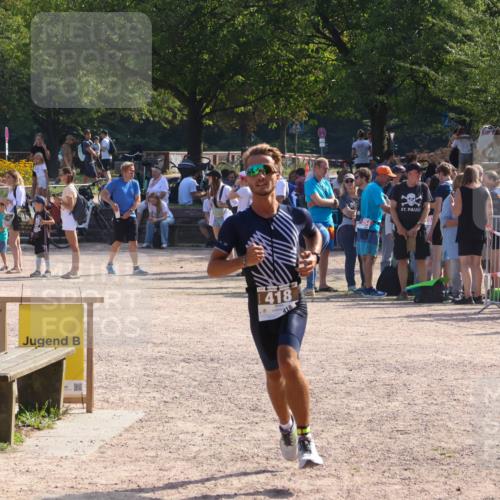 08.09.2024 - Stadtparktriathlon Luisa Fischer http://msf.ph/oto/7036751 08.09.2024 11:35:25 Ziel 418 meine-sportfotos.de