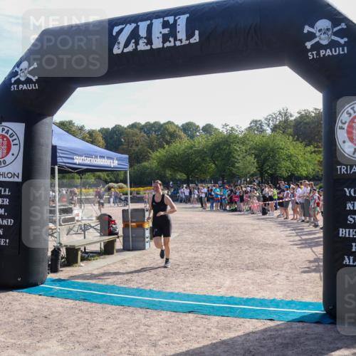 08.09.2024 - Stadtparktriathlon Luisa Fischer http://msf.ph/oto/7036759 08.09.2024 11:35:57 Ziel 280, 421 meine-sportfotos.de