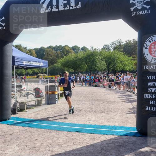 08.09.2024 - Stadtparktriathlon Luisa Fischer http://msf.ph/oto/7036766 08.09.2024 11:36:00 Ziel 280, 421 meine-sportfotos.de