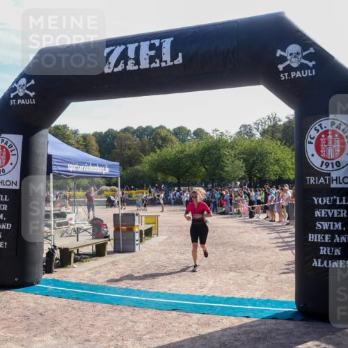 08.09.2024 - Stadtparktriathlon Luisa Fischer http://msf.ph/oto/7036783 08.09.2024 11:36:34 Ziel 232, 320 meine-sportfotos.de