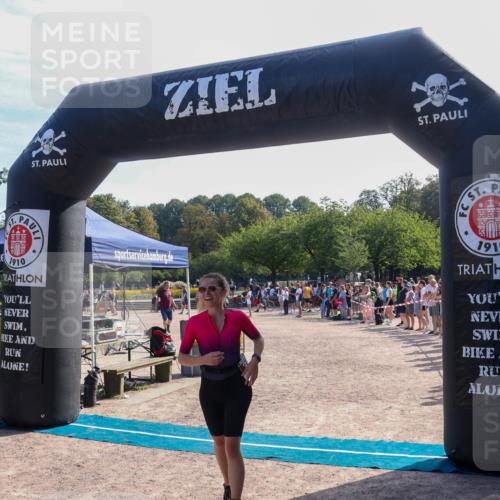 08.09.2024 - Stadtparktriathlon Luisa Fischer http://msf.ph/oto/7036787 08.09.2024 11:36:36 Ziel 232, 320 meine-sportfotos.de