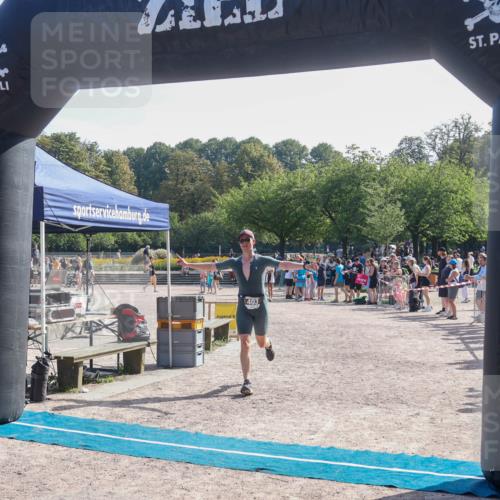 08.09.2024 - Stadtparktriathlon Luisa Fischer http://msf.ph/oto/7036807 08.09.2024 11:37:21 Ziel 382, 403 meine-sportfotos.de