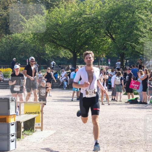 08.09.2024 - Stadtparktriathlon Luisa Fischer http://msf.ph/oto/7036813 08.09.2024 11:37:26 Ziel 299, 335, 382, 396, 403 meine-sportfotos.de