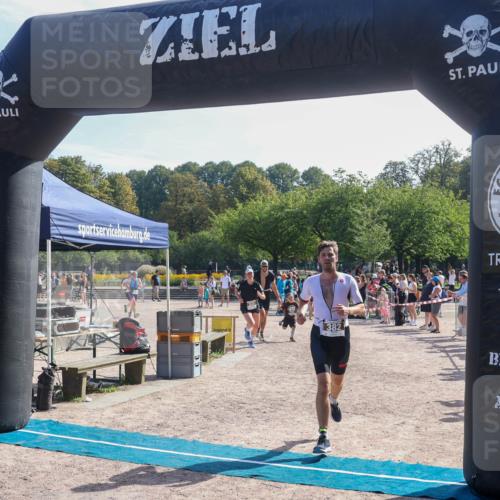 08.09.2024 - Stadtparktriathlon Luisa Fischer http://msf.ph/oto/7036816 08.09.2024 11:37:27 Ziel 299, 335, 382, 396, 403 meine-sportfotos.de