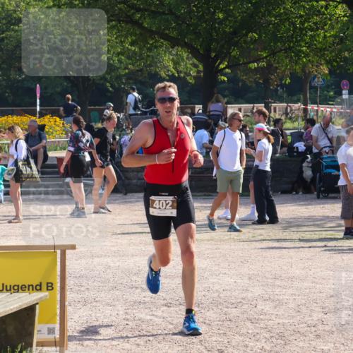 08.09.2024 - Stadtparktriathlon Luisa Fischer http://msf.ph/oto/7036852 08.09.2024 11:38:14 Ziel 402 meine-sportfotos.de