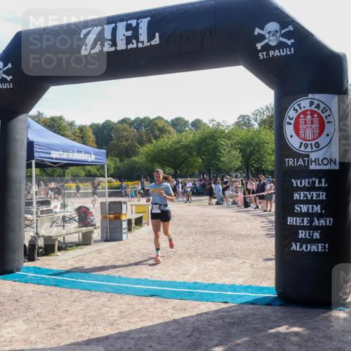 08.09.2024 - Stadtparktriathlon Luisa Fischer http://msf.ph/oto/7036867 08.09.2024 11:38:51 Ziel 362, 413 meine-sportfotos.de