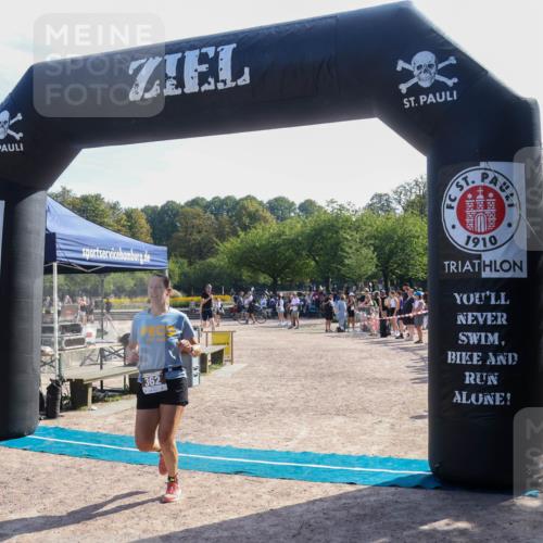 08.09.2024 - Stadtparktriathlon Luisa Fischer http://msf.ph/oto/7036870 08.09.2024 11:38:52 Ziel 362, 413 meine-sportfotos.de