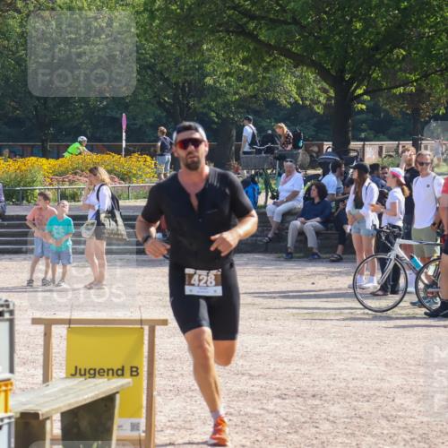 08.09.2024 - Stadtparktriathlon Luisa Fischer http://msf.ph/oto/7036877 08.09.2024 11:39:09 Ziel 428 meine-sportfotos.de