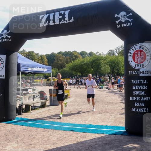 08.09.2024 - Stadtparktriathlon Luisa Fischer http://msf.ph/oto/7036898 08.09.2024 11:39:42 Ziel 380, 384, 406, 419 meine-sportfotos.de